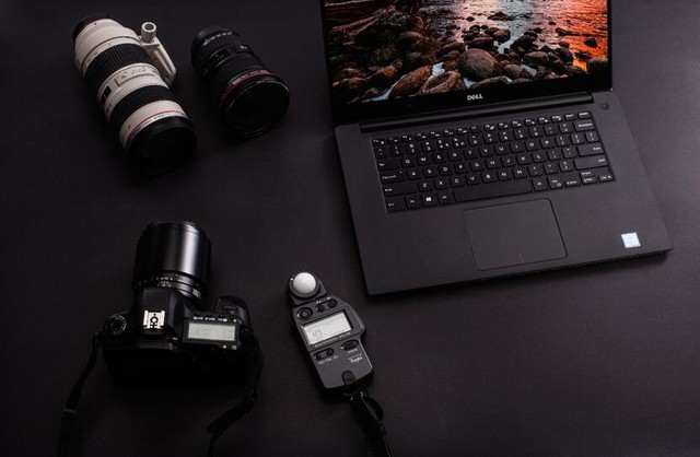 戴尔XPS15和Macbook Pro买哪个好？2017 XPS15和MacBook Pro详细对比评测