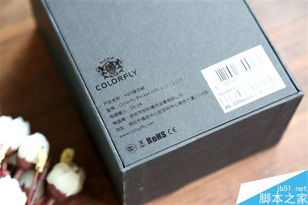 七彩虹HIFI C10开箱图赏:更加便携外观更精简