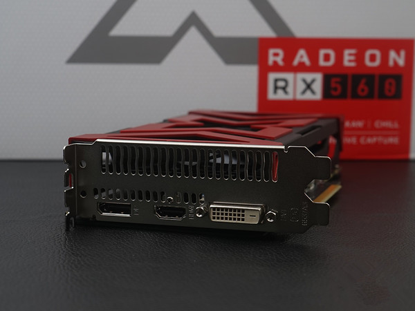 AMD RX560值得买吗？AMD RX560显卡详细首发评测+拆解图