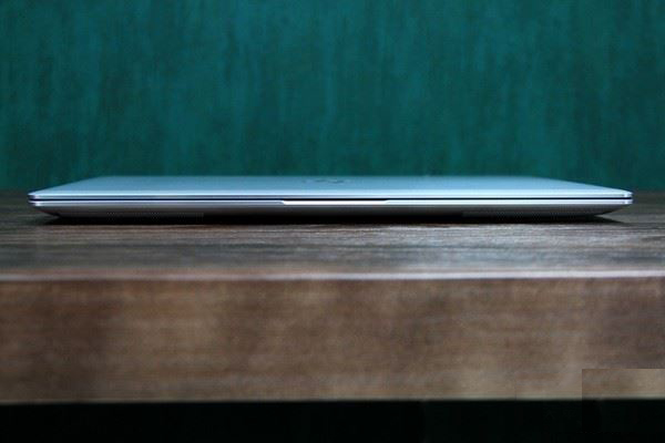 惠普EliteBook 1040值得买吗？惠普EliteBook 1040 G4商务本详细图解评测