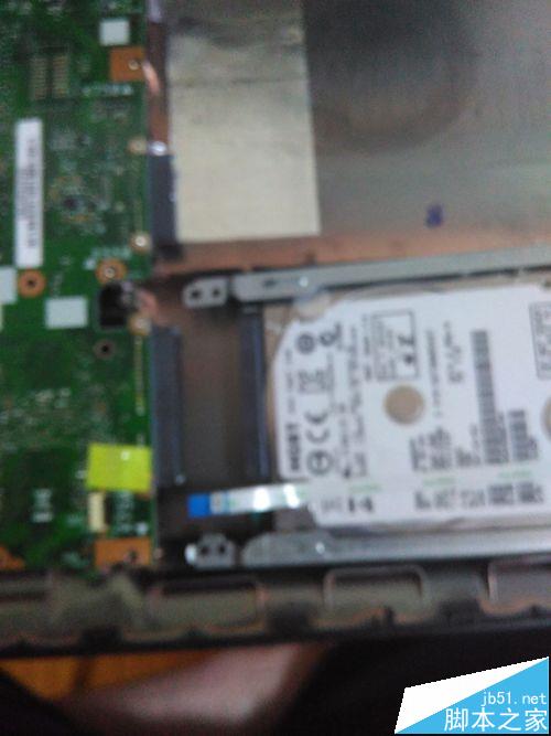 华硕笔记本怎么拆机清灰并涂抹硅胶?