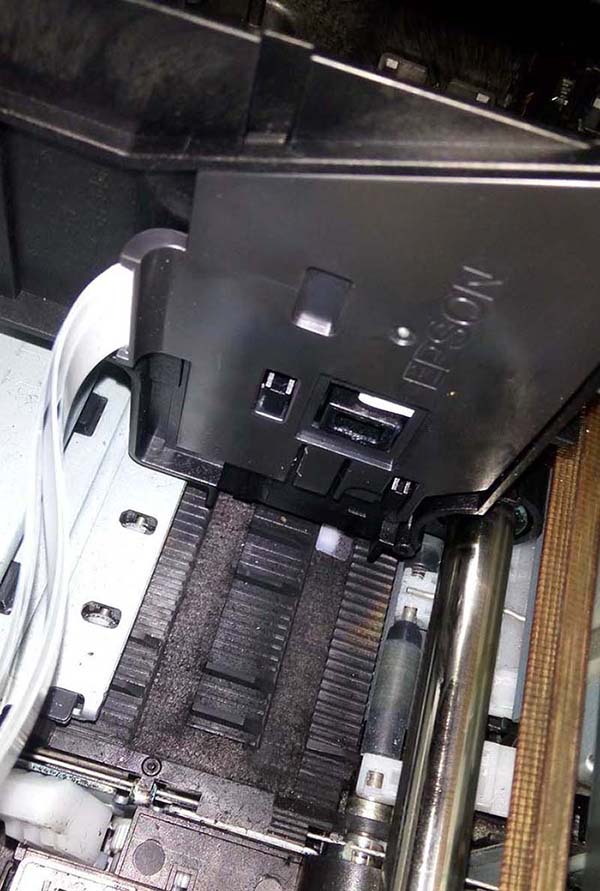 EPSON爱普生R330打印机怎么更换喷头?