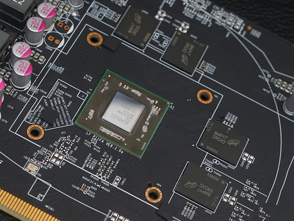 AMD RX560值得买吗？AMD RX560显卡详细首发评测+拆解图