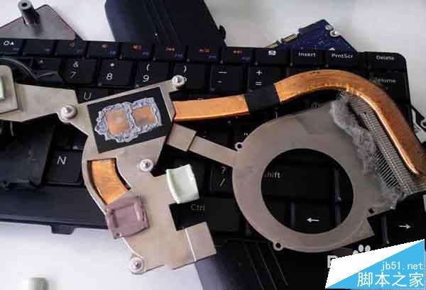 戴尔n4010笔记本怎么拆机清灰?