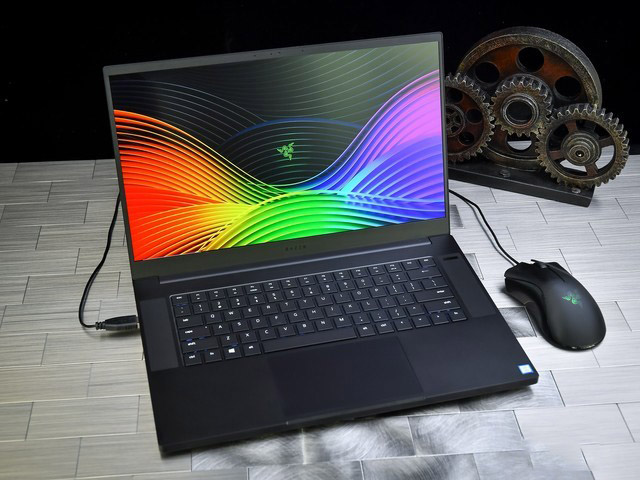 雷蛇灵刃15值得买吗 雷蛇灵刃15游戏本全面图解评测