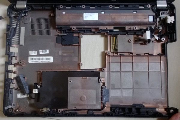 惠普笔记本HP CQ42-151TX拆机除尘图文教程