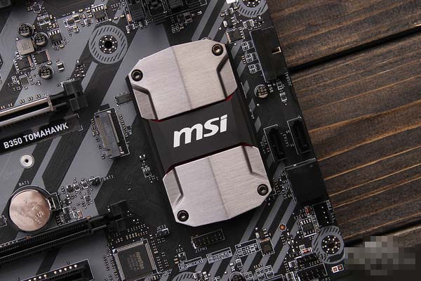 微星b350主板值得买吗？微星B350 TOMAHAWK图文详细评测