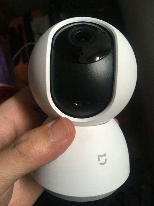 小米智能摄像机云台版怎么插入内存卡?