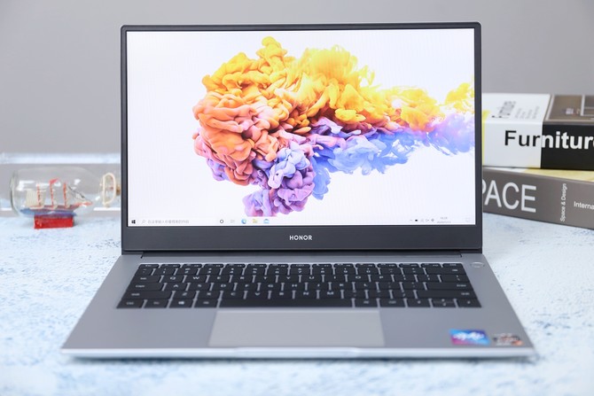 荣耀MagicBook系列体验如何 荣耀MagicBook 14/15笔记本评测
