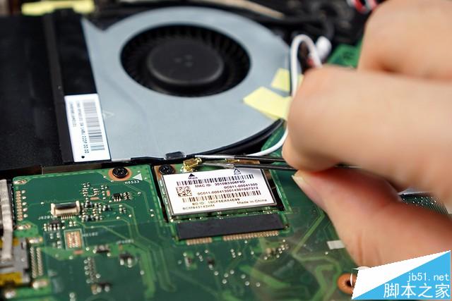 华硕fx50j笔记本怎么拆机加加固态硬盘/内存条等?