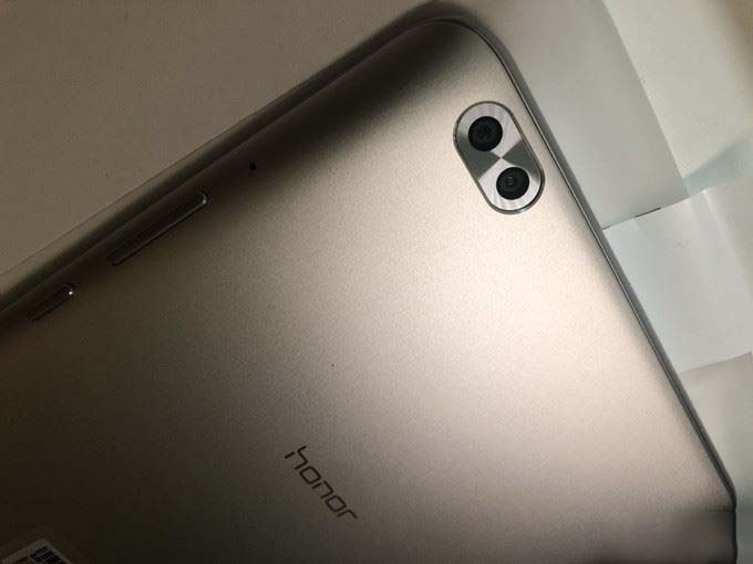 荣耀waterplay 8英寸版值得入手吗 荣耀waterplay 8英寸版上手体验及评测