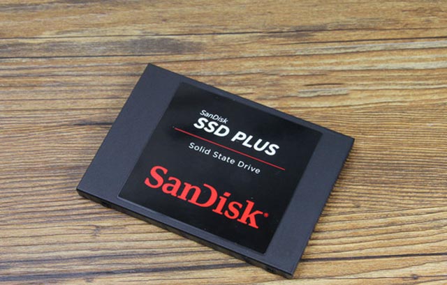 主要用来办公和娱乐 2000元左右锐龙3-2200G高性价比主机推荐