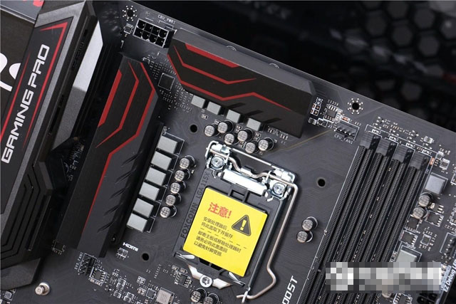 全侧透DIY装机实录：超详细i7-7700K配RX580组装电脑教程(附配置清单)