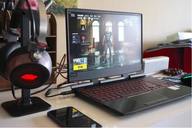 惠普暗影精灵4 Pro玩游戏卡不卡 RTX20独显本惠普暗影精灵4 Pro游戏性能评测