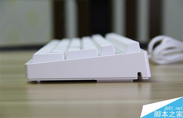 IKBC时光机机械键盘F-RGB开箱图赏:加入RGB背光灯效
