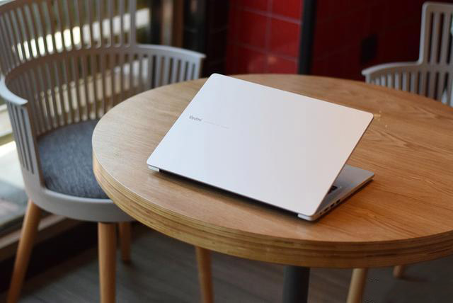 RedmiBook 14性能如何 RedmiBook 14笔记本使用体验及拆解评测