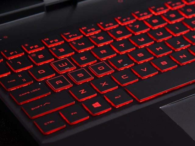 惠普暗影精灵5笔记本性能如何 惠普暗影精灵5拆机+评测