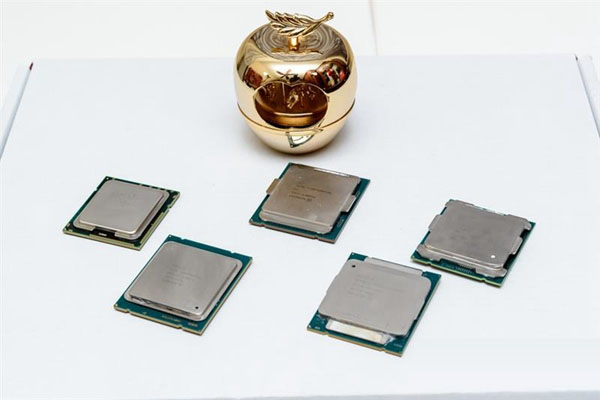 酷睿i7-7740X怎么样 Intel酷睿i7-7740X超详细评测图解