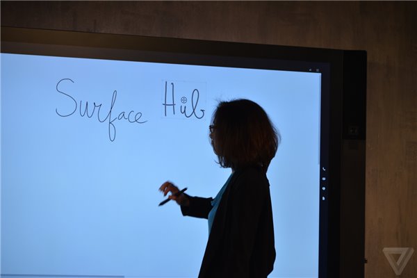 WP10/Win10消费者预览版发布会图文实录(附Win10发布会官方视频直播地址)
