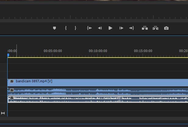 premiere素材中的人声解说怎么增加音量?