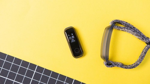 荣耀手环5篮球版值得买吗 荣耀手环5篮球版详细评测