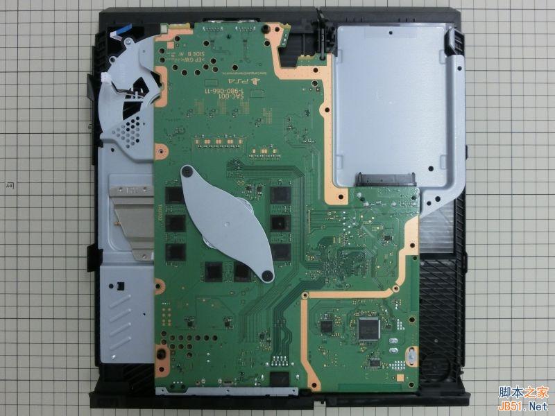 CUH-1200版本PS4游戏机完全拆解图赏：偷工减料or工艺升级?