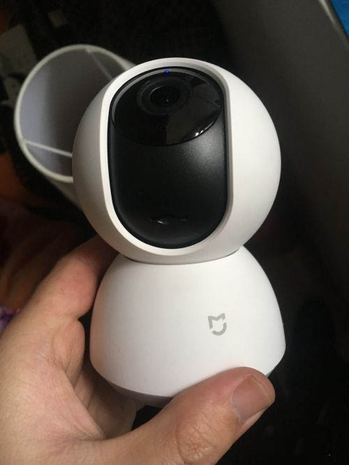 小米智能摄像机云台版怎么插入内存卡?