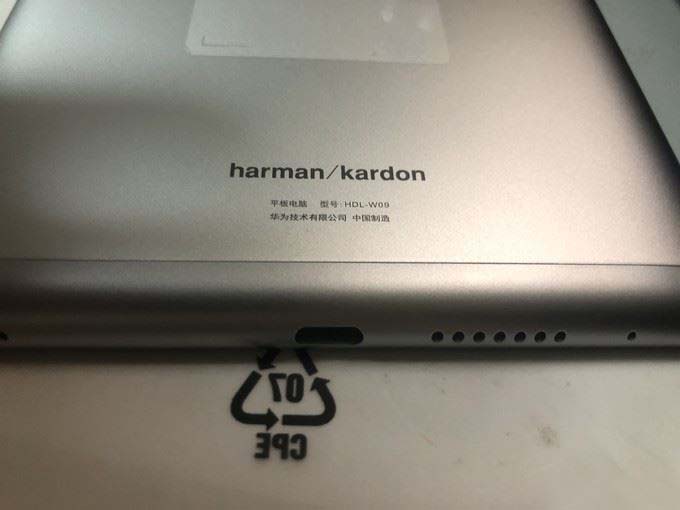 荣耀waterplay 8英寸版值得入手吗 荣耀waterplay 8英寸版上手体验及评测