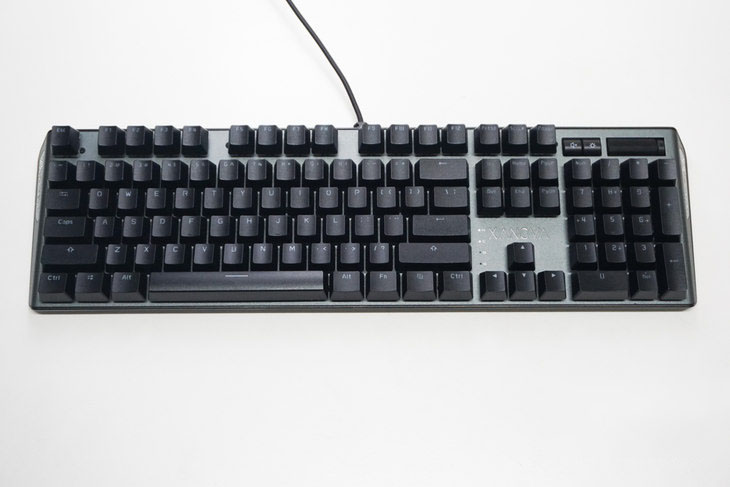 德国Cherry MX轴 影驰星极XANOVA磁爆 XK700 RGB键盘详细图文评测
