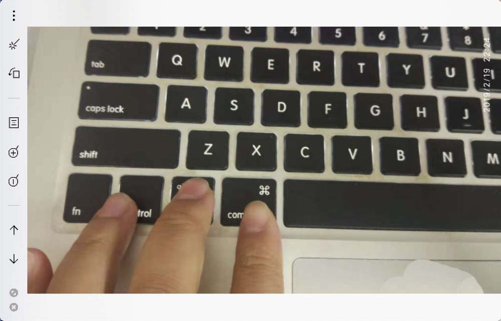 MacBook笔记本屏幕怎么设置设置竖屏显示?