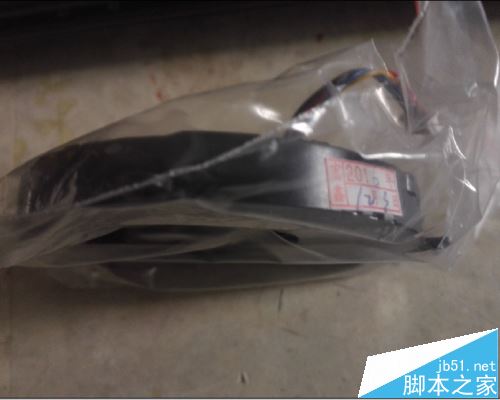 华硕A53S笔记本怎么拆机更换风扇?