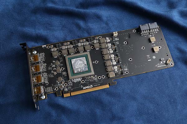 迪兰VEGA56显卡全面详细首测：力压超公版GTX1070