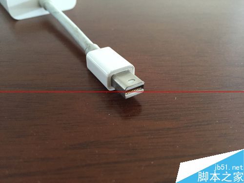 MacBook笔记本怎么连接投影仪？