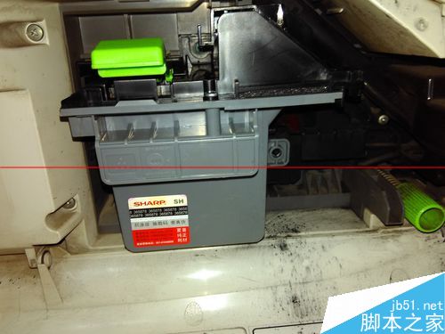 爱普生ar-2718打印机打印文档出现大量黑色条纹怎么办？