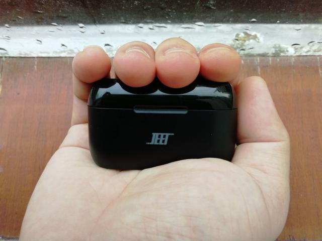 JEET Air Plus耳机值得买吗 JEET Air Plus真无线蓝牙耳机开箱使用评测