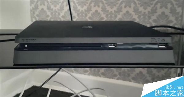 PS4 Slim主机开机视频首曝:就长这样了