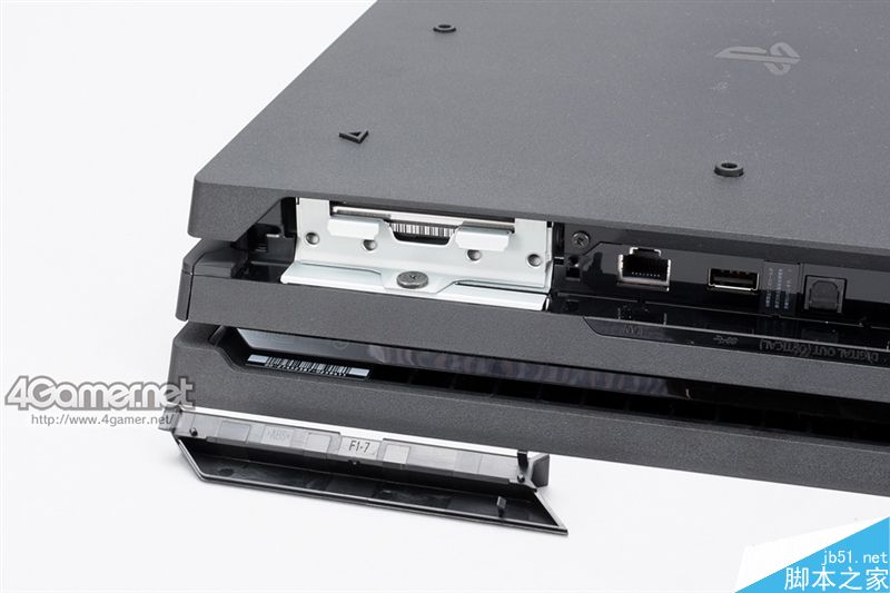 PS4 Pro主机如何?全球最强主机PS4 Pro首发拆解