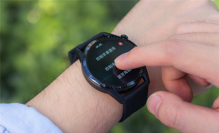 华为Watch GT 2评测:两周超长续航、支持早搏筛查、血氧饱和度监测