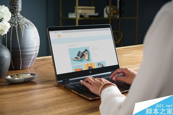 惠普推出全新15.6英寸Spectre x360旗舰变形本:续航无敌