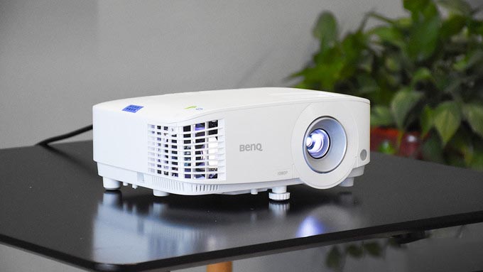 明基E580商务智能投影仪值得买吗 明基E580商务智能投影仪评测