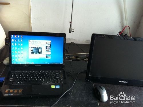 win7统笔记本双显示器共用一个画面的教程