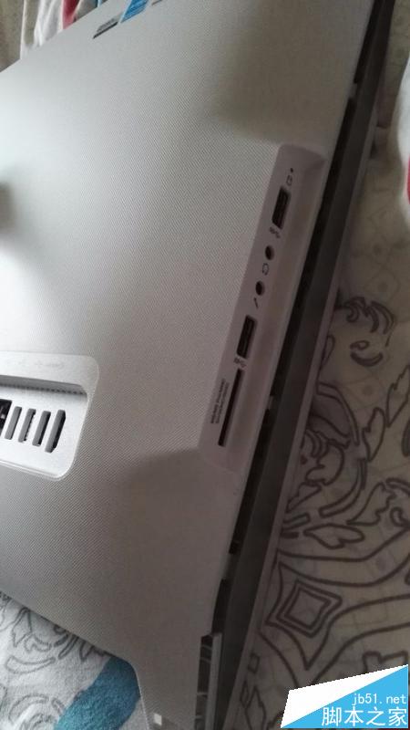 lenovo c4030一体机怎么拆机添加内存条?