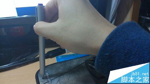 微软Surface3/Pro3自带的笔坏了怎么更换笔芯?