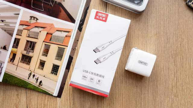 优越者20W PD快充头怎么样?优越者20W PD快充头使用测评