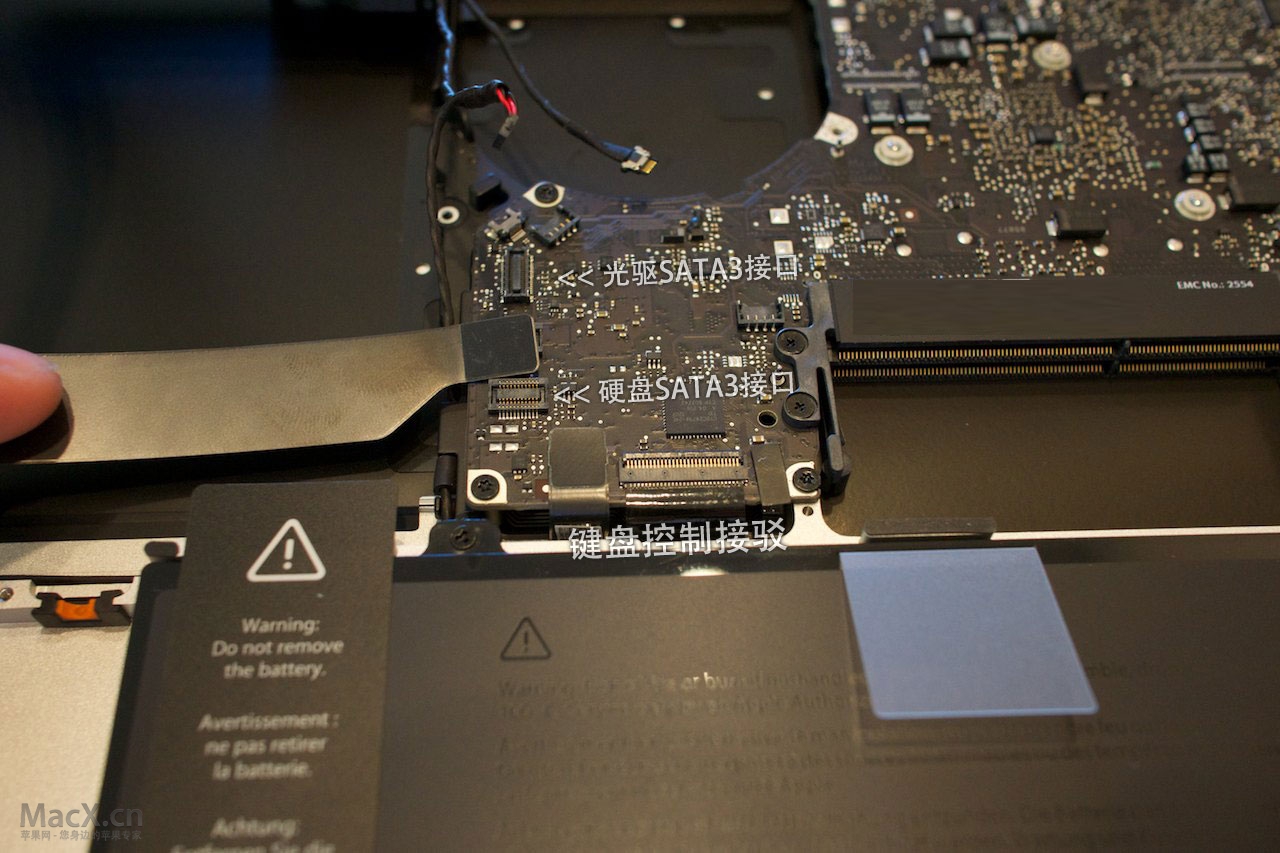 2012年 苹果笔记本对比测评 MacBook Air / MacBook Pro 新款对比测评（多图）