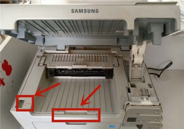 三星scx3401打印机怎么更换墨盒?