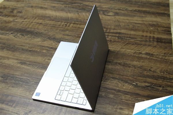 12.5英寸小米笔记本Air 4G版开箱图赏:全金属机身