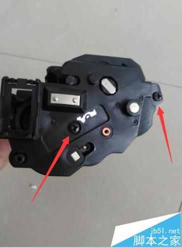 三星4521打印机墨粉用尽怎么硒鼓加墨粉?