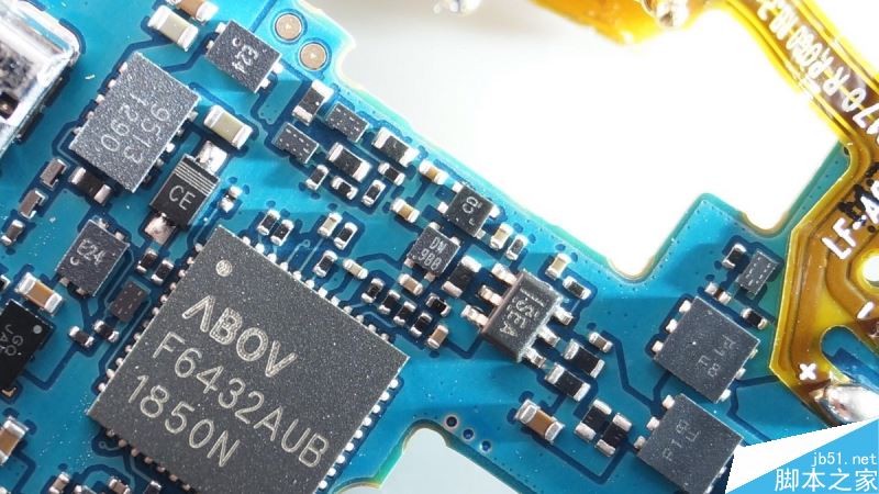 三星Galaxy Buds耳机内部做工如何 三星Galaxy Buds真无线蓝牙耳机拆解+评测