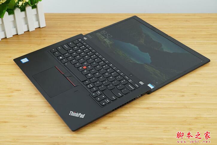 ThinkPad X390值不值得买？ThinkPad X390笔记本首发图解评测